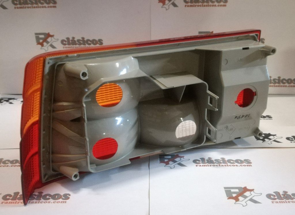 Plástico piloto der. Opel Ascona C 8.81 …