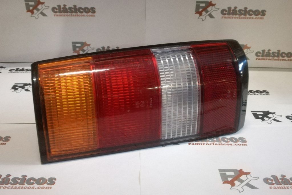 Plástico piloto der. Opel Kadett D 8.79 …